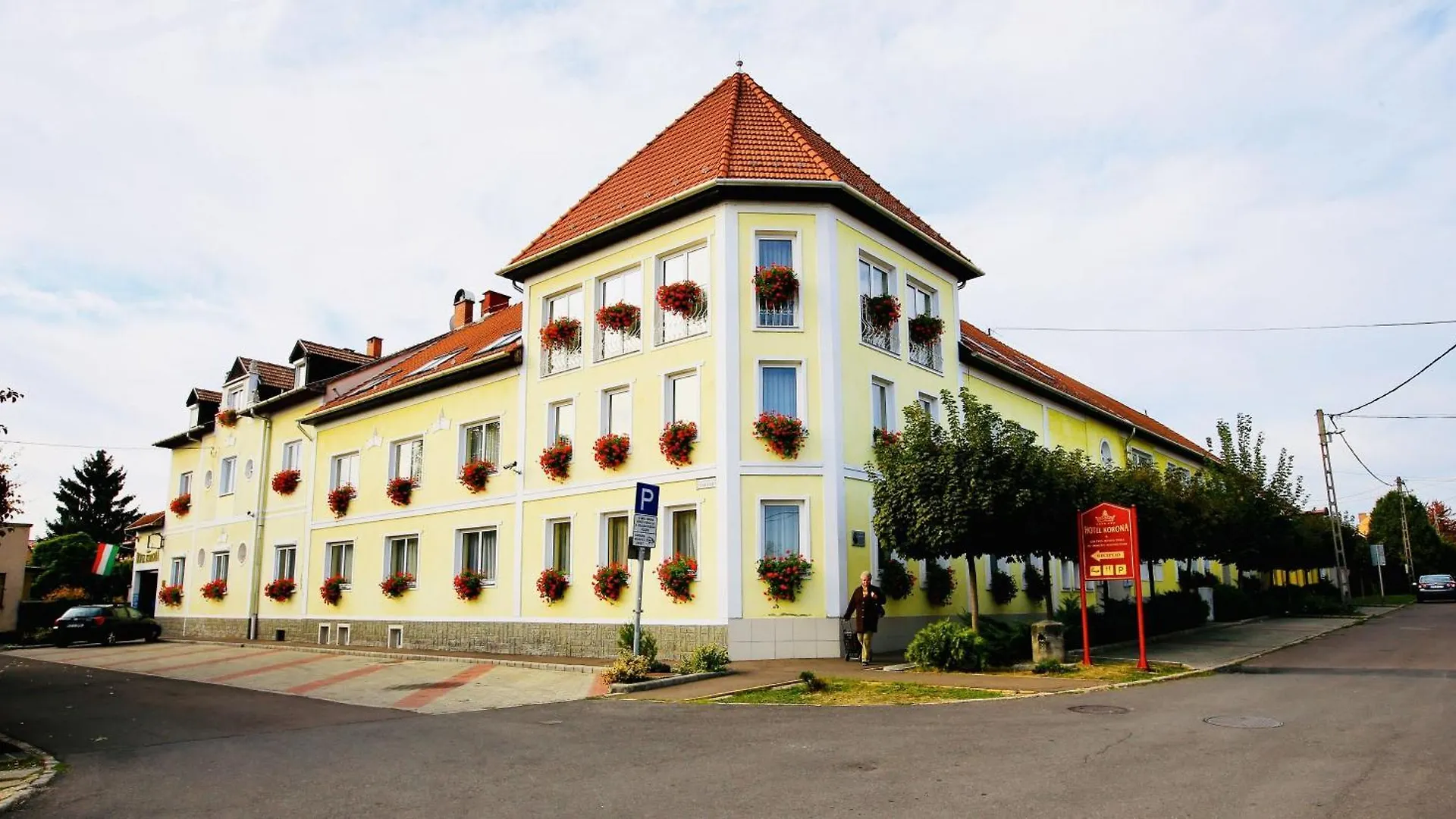 Hotel Korona Wellness, Rendezveny Es Borszalloda Eger