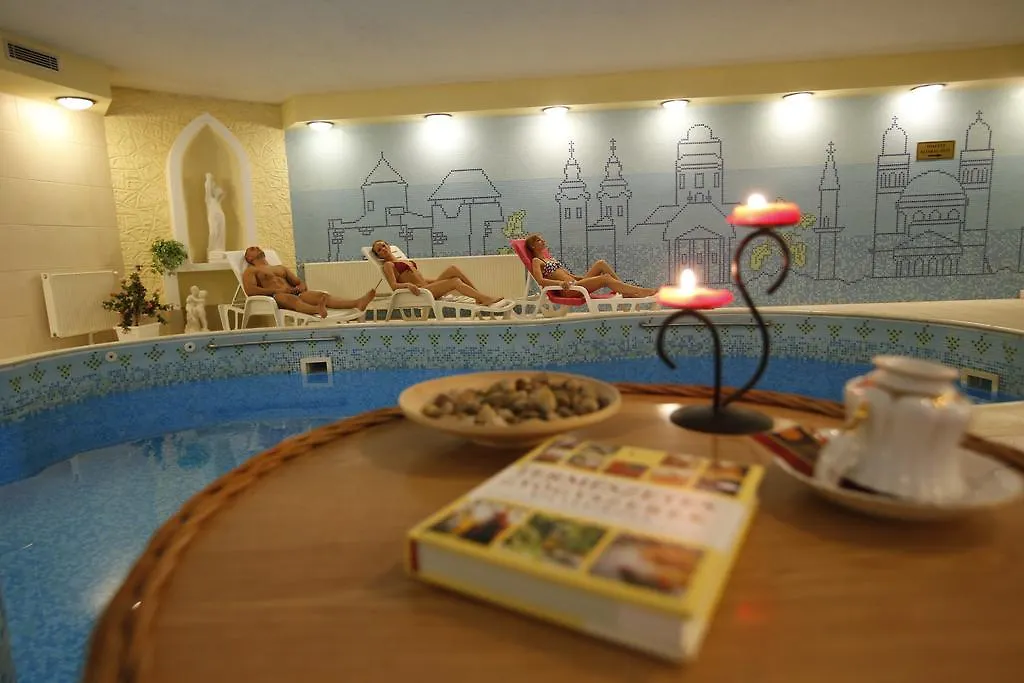 ****  Hotel Korona Wellness, Rendezveny Es Borszalloda Eger Hungary